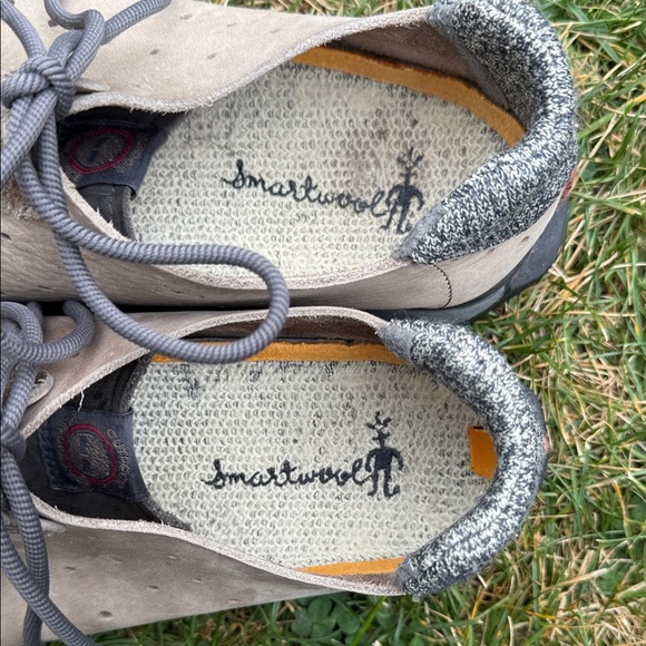 Timberland Tan and Gray Sneakers size 9/9.5 - Picture 2 of 9